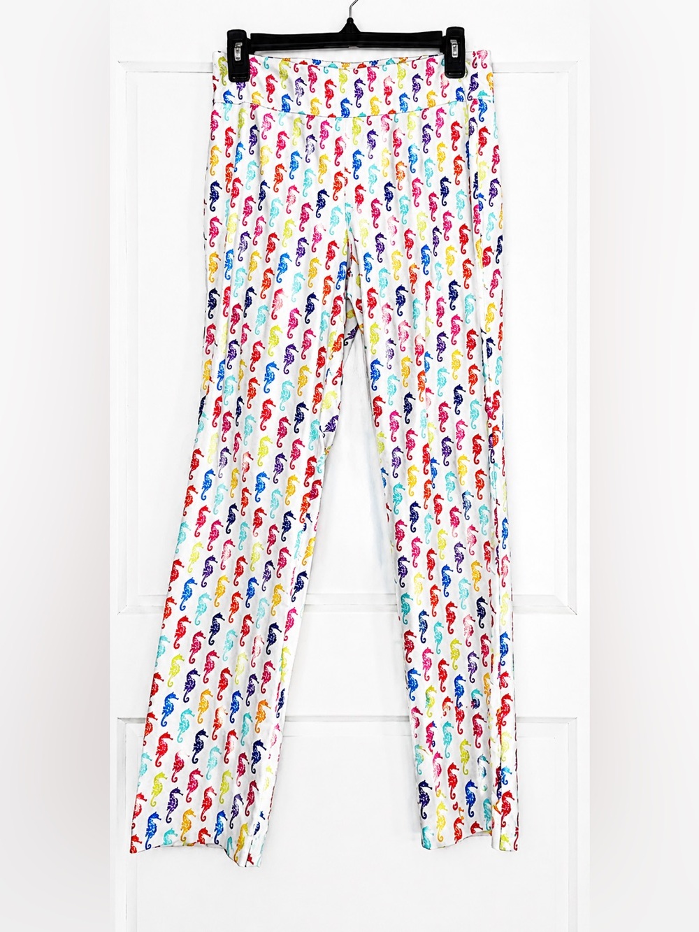 Attyre Petite Caroline White‎ Cropped Pants with Vibrant Seahorse Motif, Size 4P - Picture 2 of 7